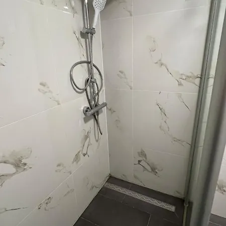 Zentrale Appartmenzimmer In Appartement Eschwege